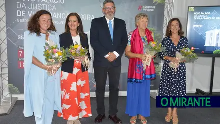 Vila Franca de Xira entregou terreno para novo tribunal à Ministra da Justiça