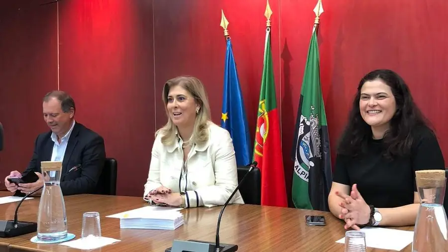 Vice-presidente sai da Câmara de Alpiarça em rota de colisão com a presidente