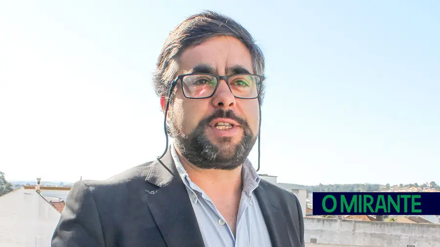 Rio Maior defende que novo Hospital do Oeste deve ser construído na zona das Caldas da Rainha Rio Maior defende que novo Hospital do Oeste deve ser construído na zona das Caldas da Rainha