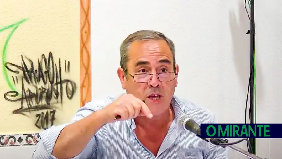 Chumbo de revisão orçamental na Assembleia Municipal de Benavente põe obras em causa Chumbo de revisão orçamental na Assembleia Municipal de Benavente põe obras em causa
