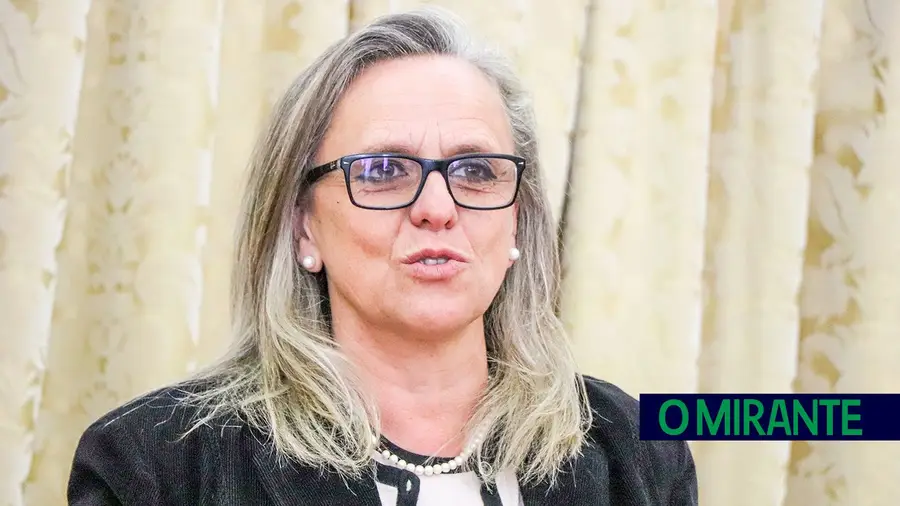 Primeiro-ministro enaltece deputada de Santarém Inês Barroso Primeiro-ministro enaltece deputada de Santarém Inês Barroso