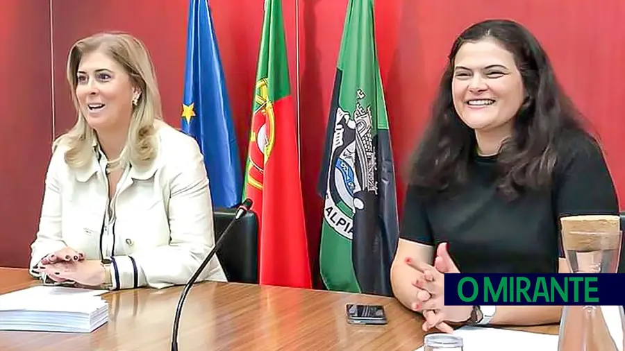 Sónia Sanfona só governa Alpiarça se família Rosa do Céu deixar Sónia Sanfona só governa Alpiarça se família Rosa do Céu deixar