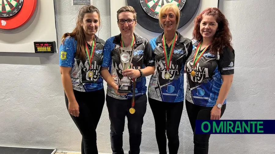 Equipa feminina de setas de Foros de Salvaterra vence Taça de Portugal Equipa feminina de setas de Foros de Salvaterra vence Taça de Portugal