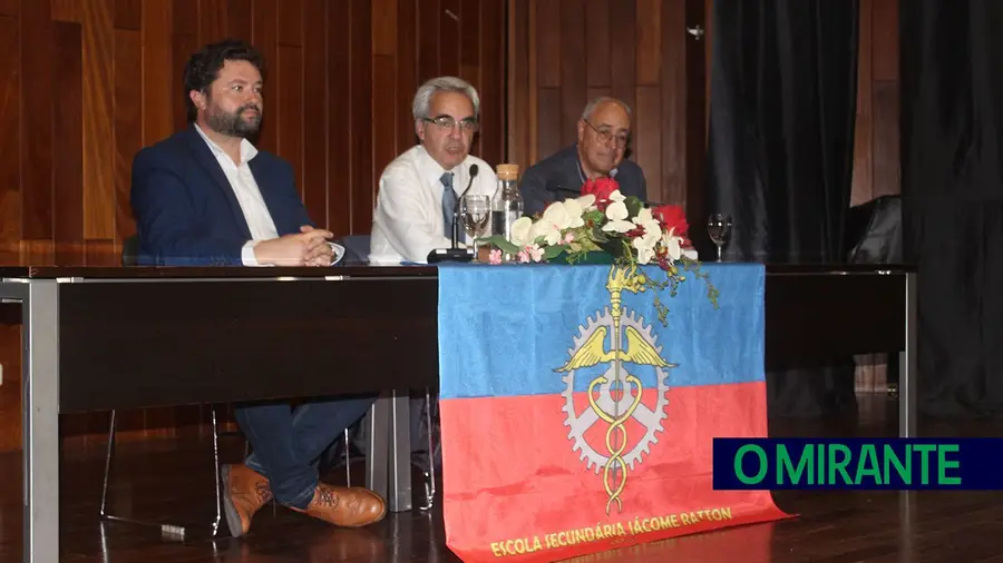 Livro sobre Escola Jácome Ratton lançado em Tomar