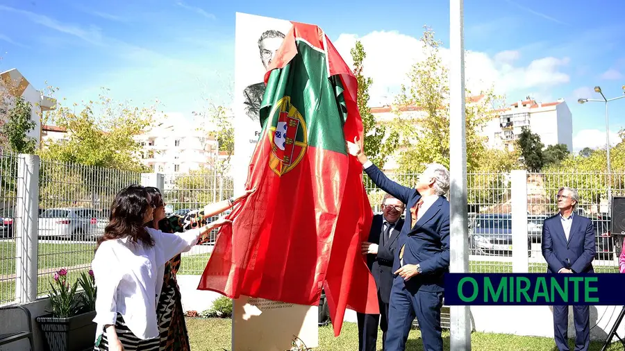 Homenagem a Francisco Vieira no 35º aniversário da Escola Profissional de Ourém