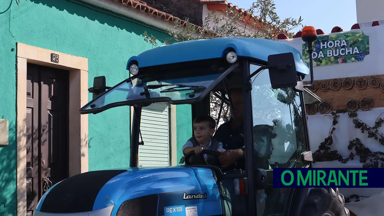 Vila Chã de Ourique mantém a tradição do cortejo das vindimas