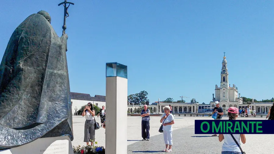 Santuário de Fátima divulga obras de arte que formam espólio único