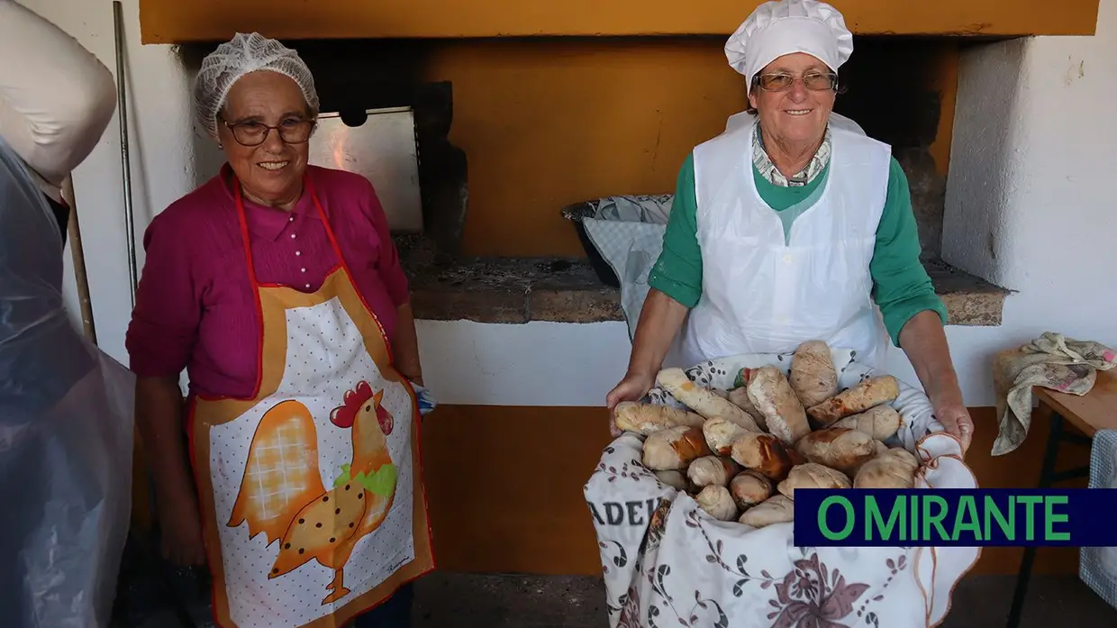 Uma manhã a fazer pão na Golegã