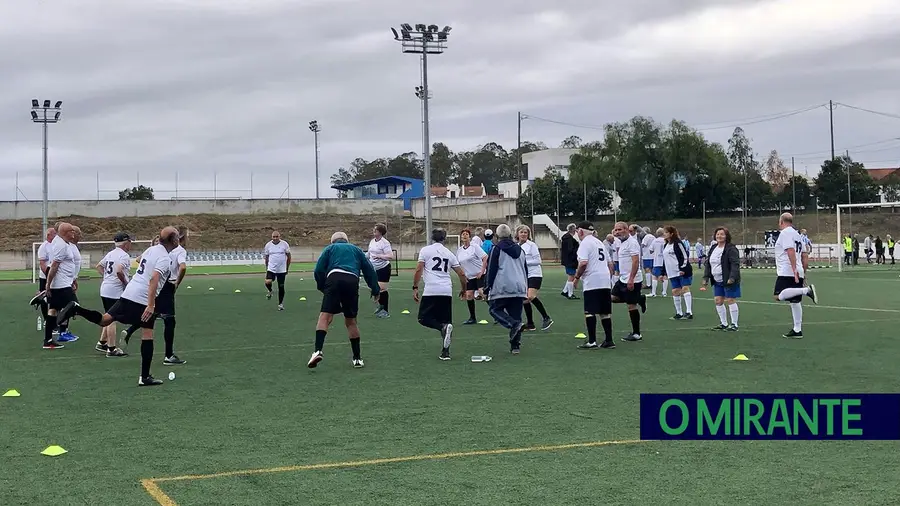 Walking Football em Almeirim reuniu 200 participantes