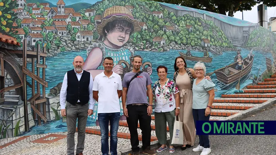 Inaugurado mural artístico em Martinchel