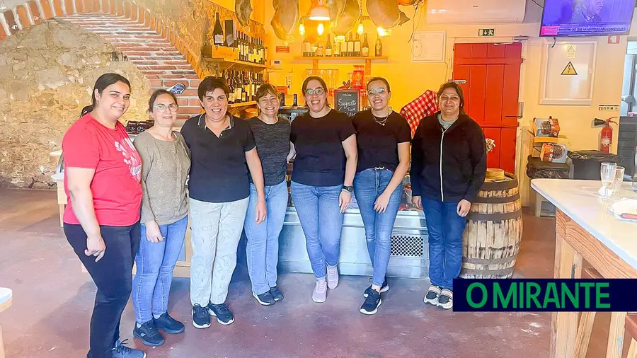 Taberna do Zé Cristino é sinónimo de convívio em almoços, jantares e petiscos Taberna do Zé Cristino é sinónimo de convívio em almoços, jantares e petiscos