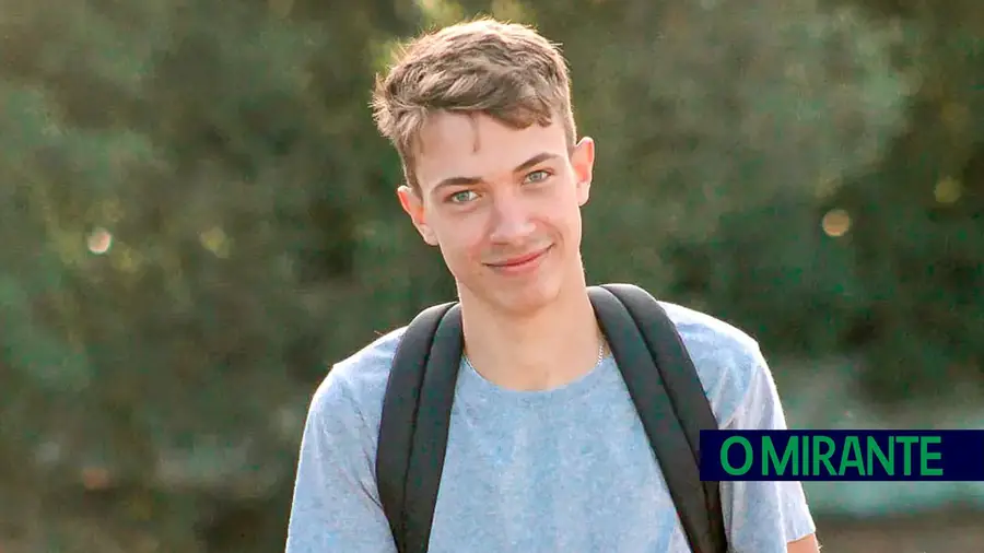 Dor e consternação pela morte do jovem Gonçalo Duarte num despiste em Torres Novas Dor e consternação pela morte do jovem Gonçalo Duarte num despiste em Torres Novas