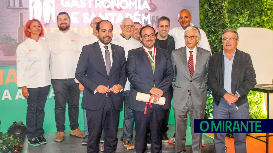 Rodrigo Castelo acrescentou a Medalha de Ouro de Santarém à estrela Michelin Rodrigo Castelo acrescentou a Medalha de Ouro de Santarém à estrela Michelin