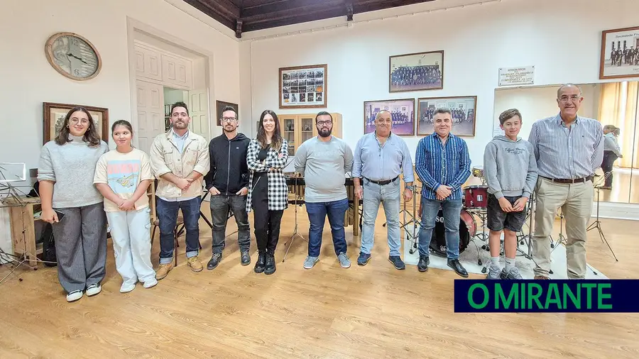 Filarmónica Benaventense abriu portas a quem quis experimentar um novo instrumento Filarmónica Benaventense abriu portas a quem quis experimentar um novo instrumento