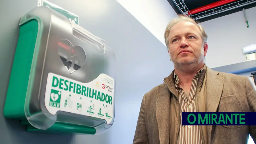 Protocolo da CIMLT é o primeiro a acabar com limitação caricata no uso desfibrilhadores Protocolo da CIMLT é o primeiro a acabar com limitação caricata no uso desfibrilhadores