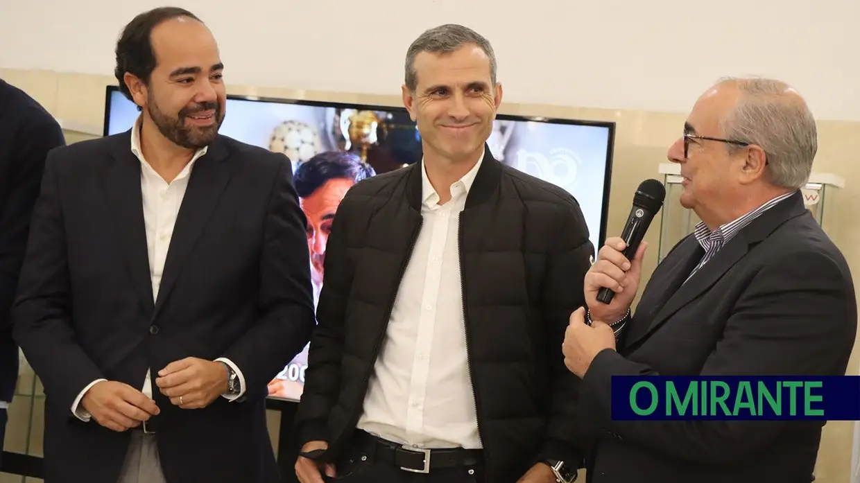 Éder e Pauleta inauguram exposição do centenário da Associação de Futebol de Santarém