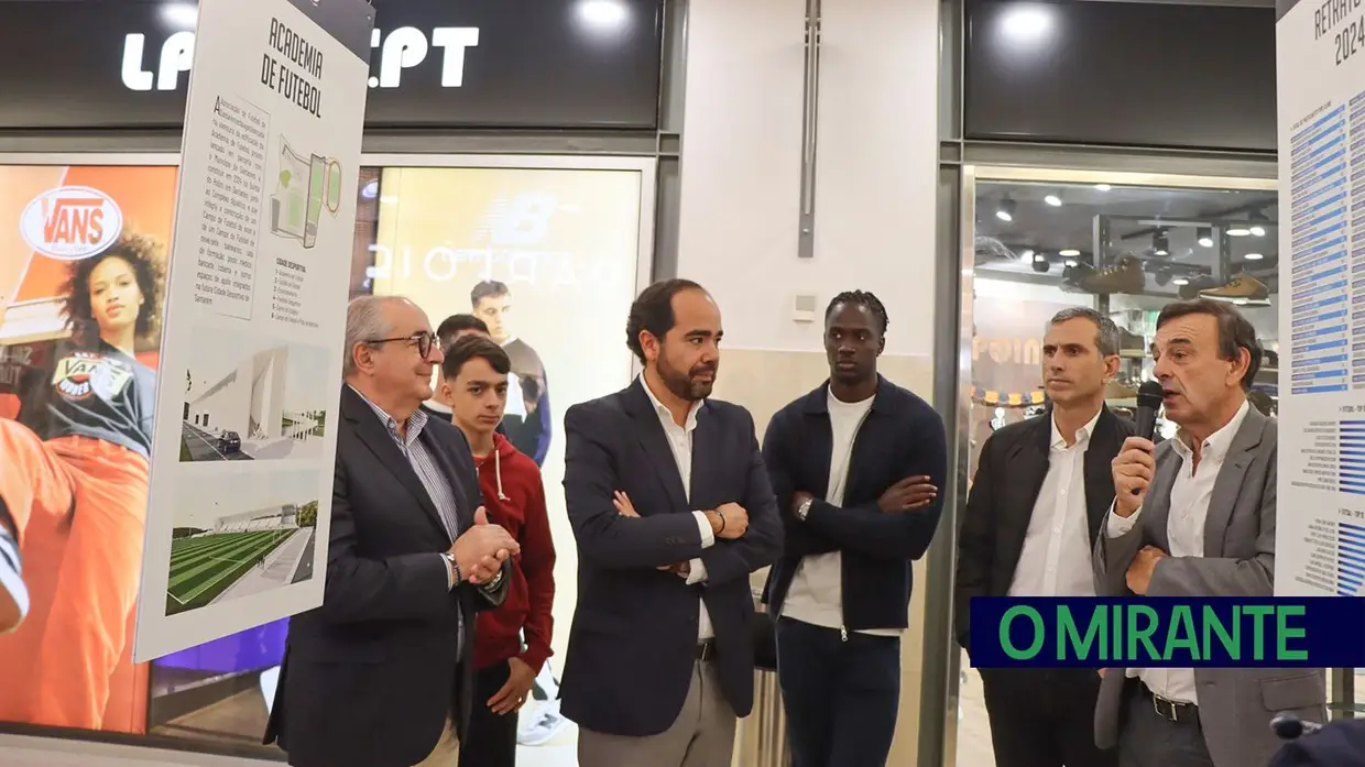 Éder e Pauleta inauguram exposição do centenário da Associação de Futebol de Santarém