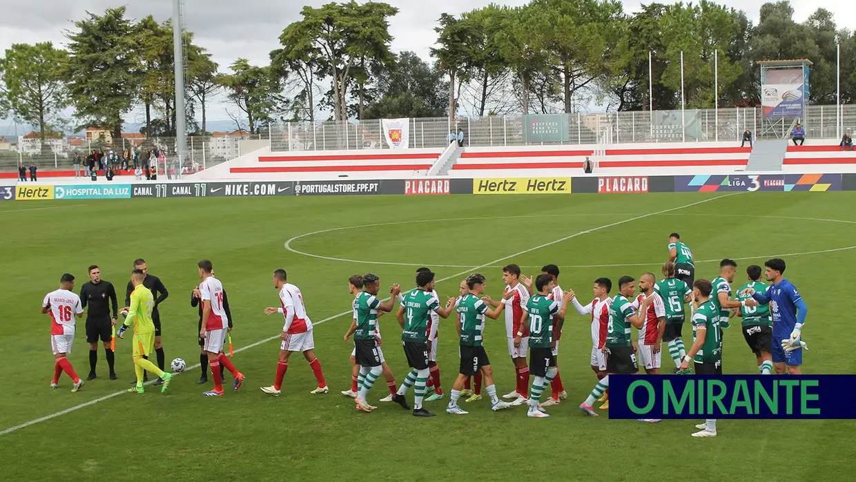 União de Santarém homenageou campeões nacionais da 3ª divisão em 1974