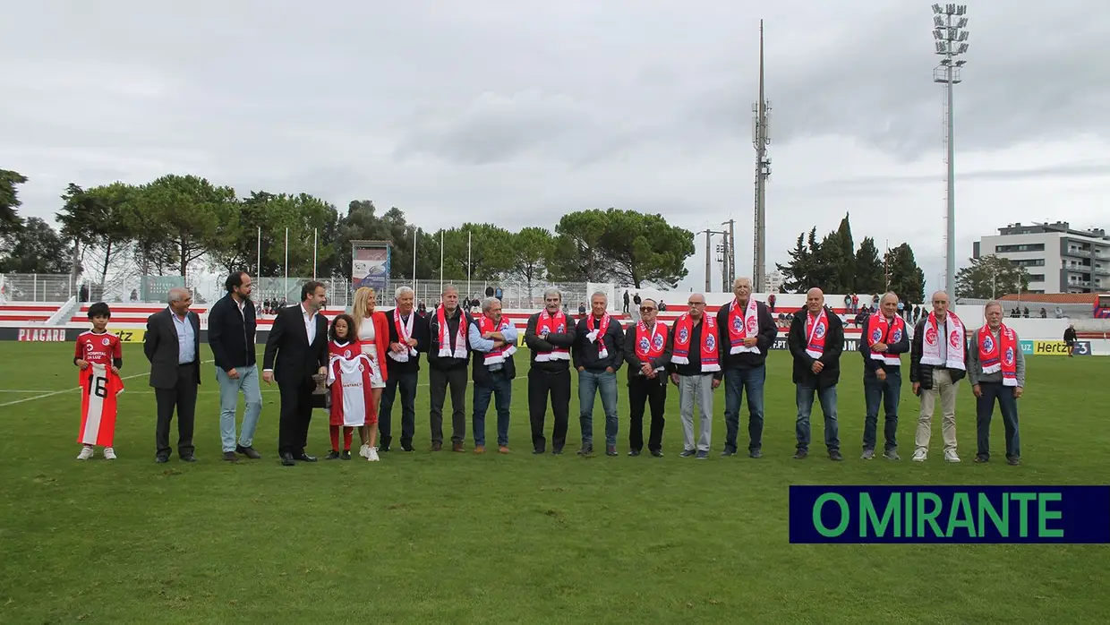 União de Santarém homenageou campeões nacionais da 3ª divisão em 1974