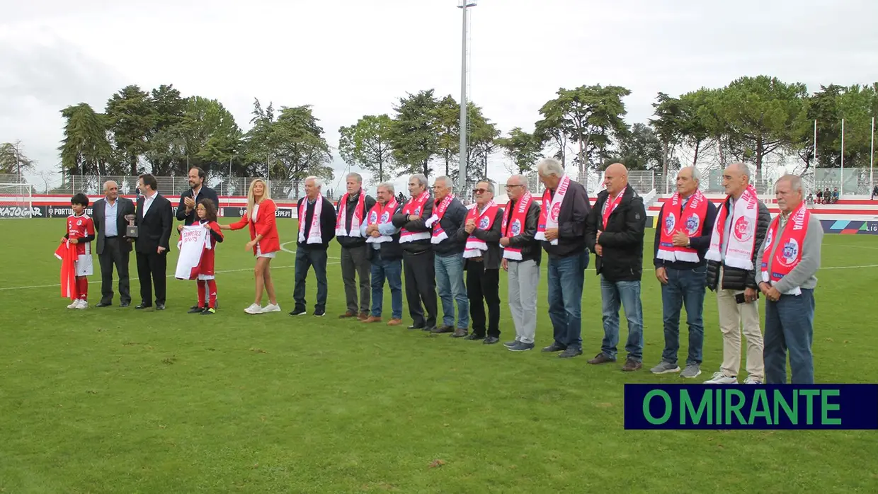 União de Santarém homenageou campeões nacionais da 3ª divisão em 1974