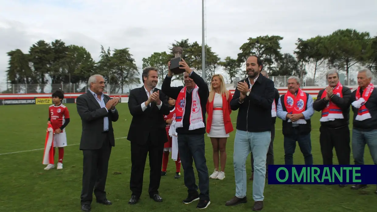 União de Santarém homenageou campeões nacionais da 3ª divisão em 1974