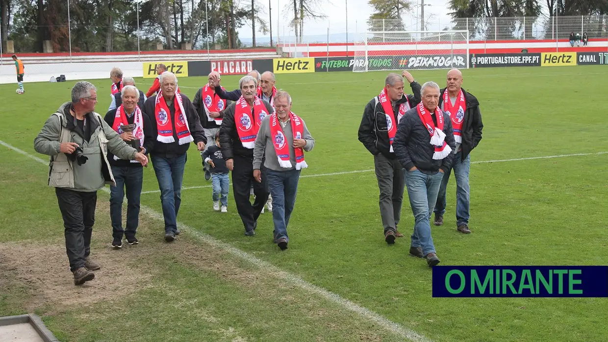 União de Santarém homenageou campeões nacionais da 3ª divisão em 1974