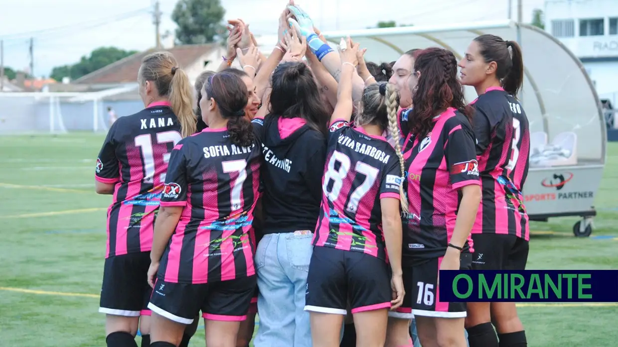 Já arrancou a nova liga de futebol de rua feminino na região