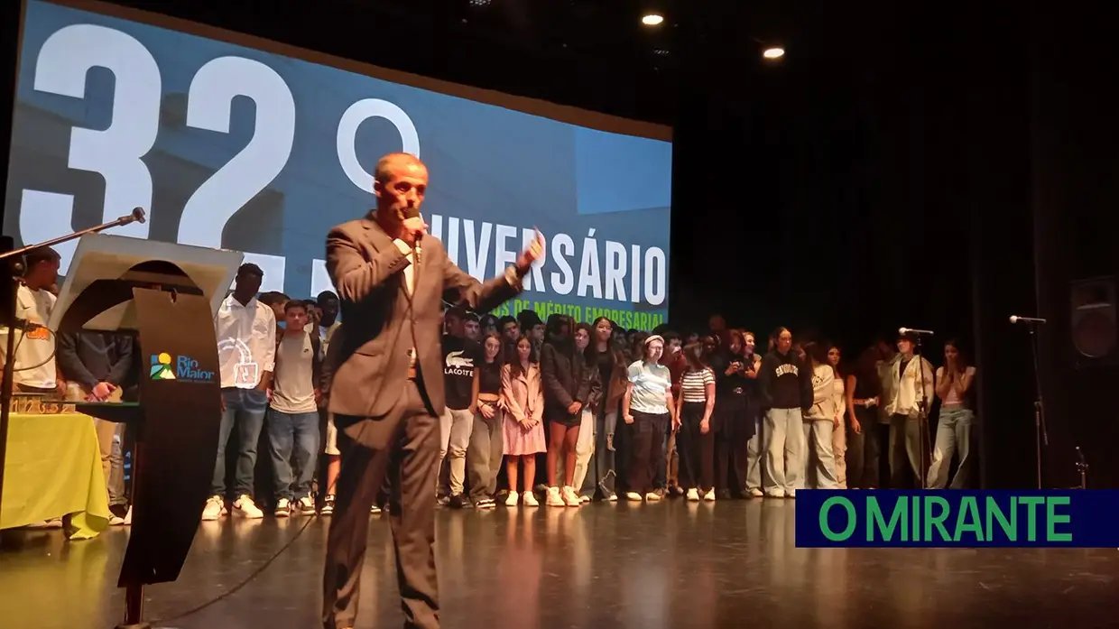 Entrega de diplomas no 32º aniversário da Escola Profissional de Rio Maior