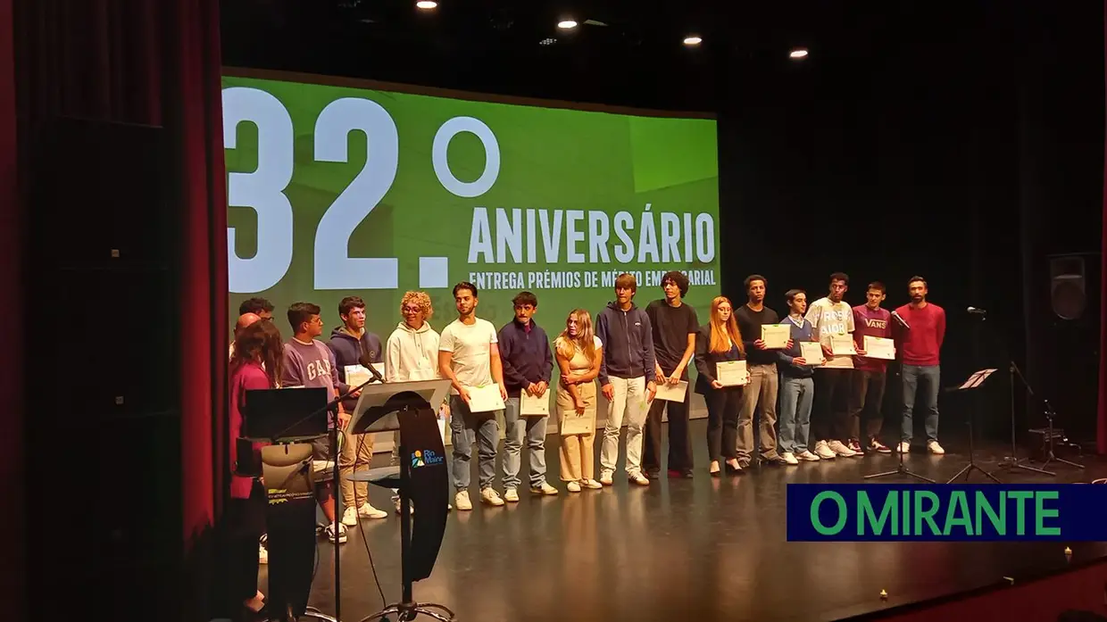 Entrega de diplomas no 32º aniversário da Escola Profissional de Rio Maior