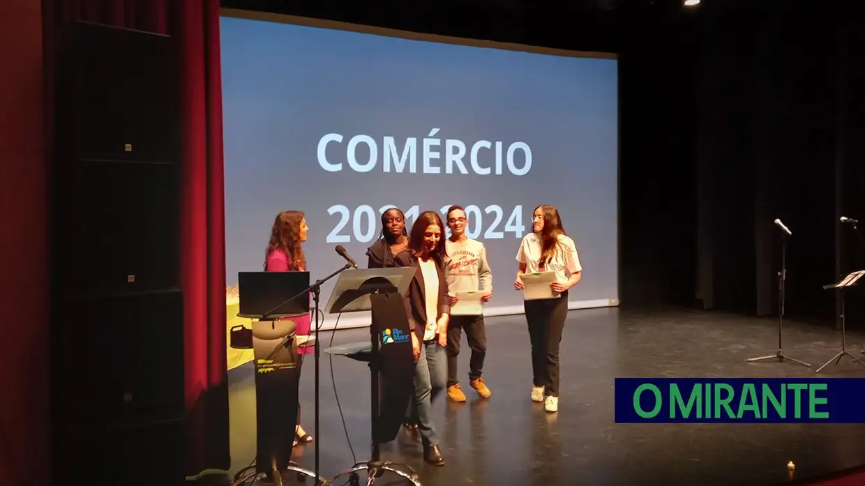 Entrega de diplomas no 32º aniversário da Escola Profissional de Rio Maior