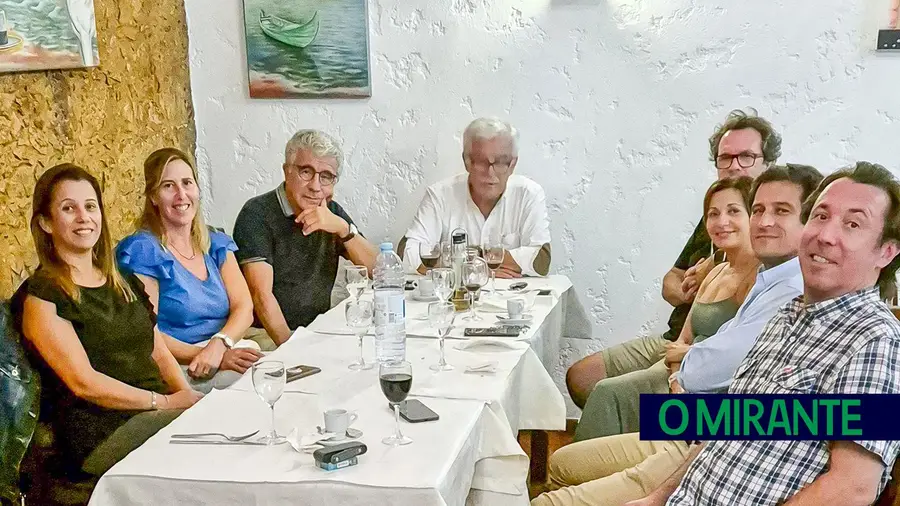 Rodrigues tem mais que fazer! Rodrigues tem mais que fazer!
