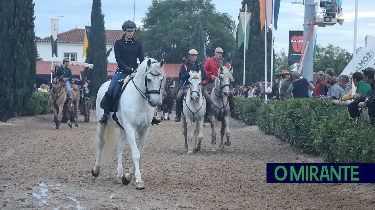 Primeiro dia da Feira do Cavalo com muito público e novo espaço