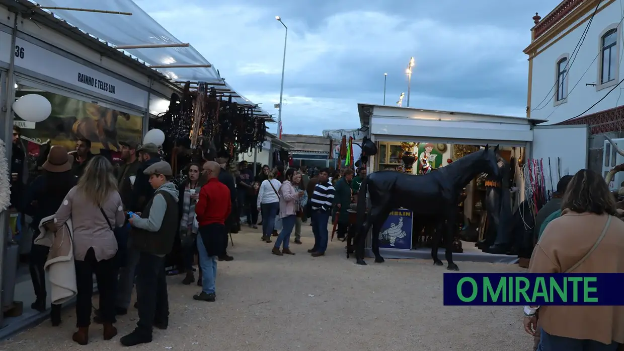 Primeiro dia da Feira do Cavalo com muito público e novo espaço