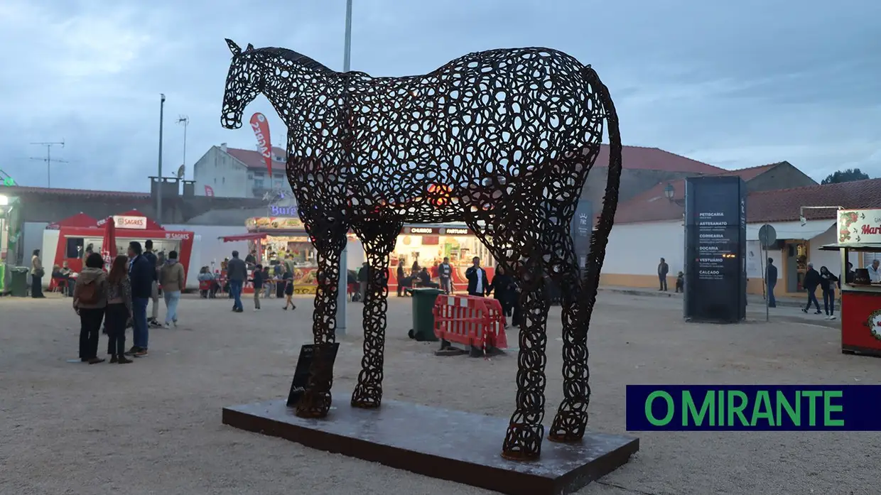 Primeiro dia da Feira do Cavalo com muito público e novo espaço