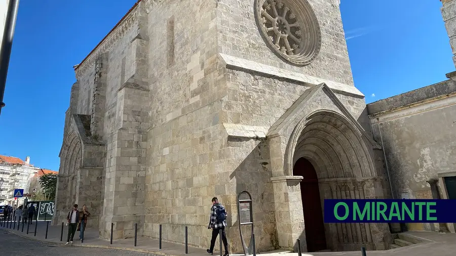 Estão finalmente concluídas as demoradas obras na Igreja São João de Alporão