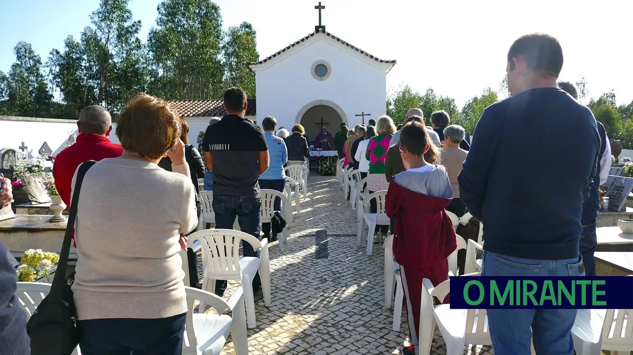 Inaugurada ampliação do Cemitério de Arruda dos Pisões