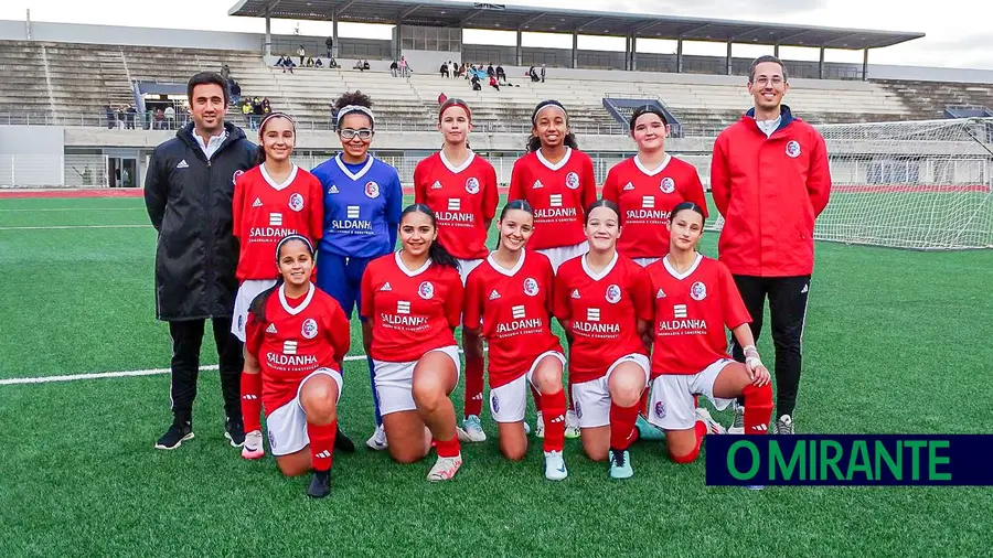 União de Santarém estreou-se no futebol feminino União de Santarém estreou-se no futebol feminino