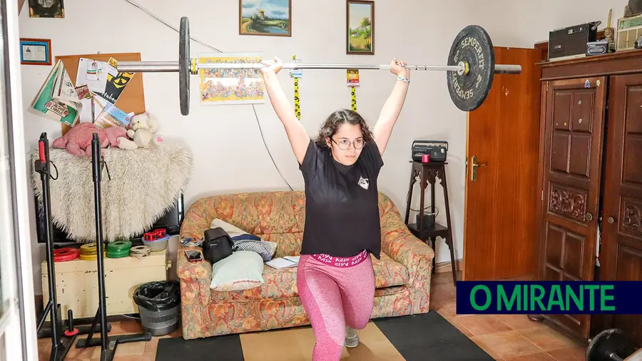 Rita Ferreira tornou-se halterofilista às escondidas dos pais Rita Ferreira tornou-se halterofilista às escondidas dos pais