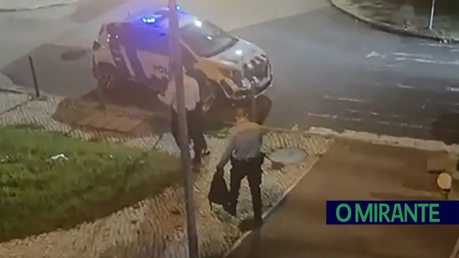 Tenta arrombar casa de moradora de Arcena e acaba detido Tenta arrombar casa de moradora de Arcena e acaba detido