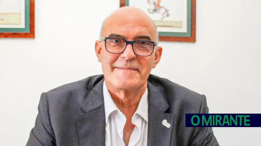 Todas as tradições que violam os direitos humanos devem ser completamente abolidas Todas as tradições que violam os direitos humanos devem ser completamente abolidas