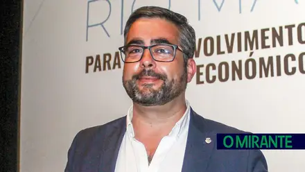 Não guardo rancores a nada nem a ninguém mas também não sofro de amnésia Não guardo rancores a nada nem a ninguém mas também não sofro de amnésia