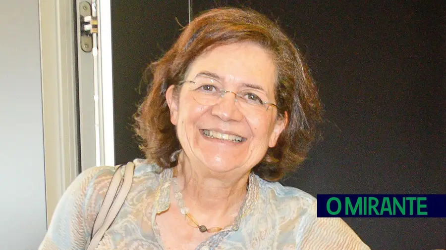 Quem exerce funções em prol da democracia e de serviço aos cidadãos merece sempre o meu respeito Quem exerce funções em prol da democracia e de serviço aos cidadãos merece sempre o meu respeito