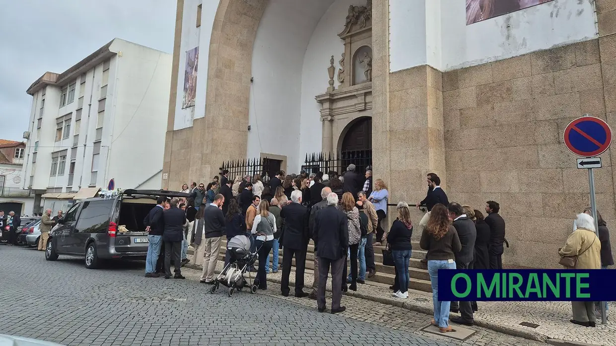 Comoção no último adeus ao bebé Vicente Telles Caldeira em Coruche