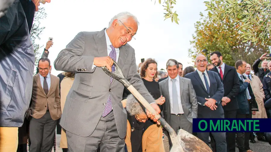 Ex-primeiro-ministro António Costa sofreu acidente na Azinhaga Ex-primeiro-ministro António Costa sofreu acidente na Azinhaga