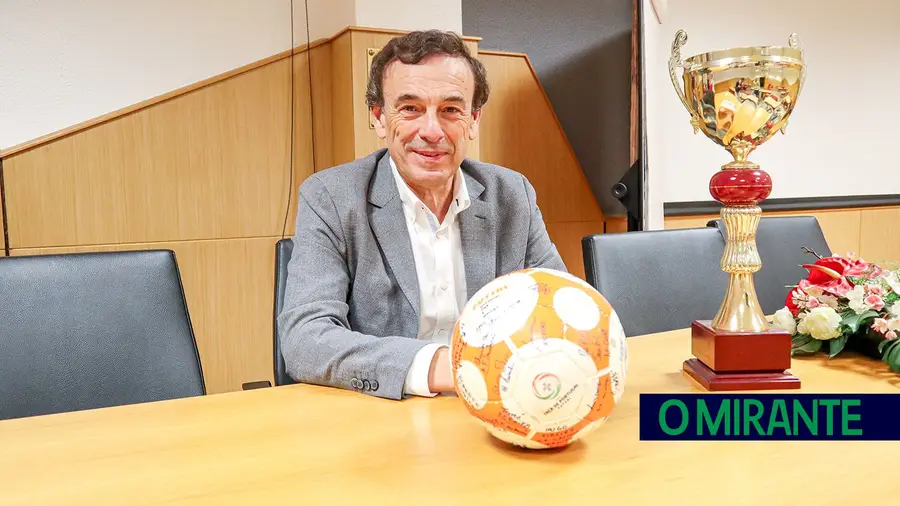 Associação de Futebol de Santarém recebe Medalha de Ouro do Município de Santarém Associação de Futebol de Santarém recebe Medalha de Ouro do Município de Santarém