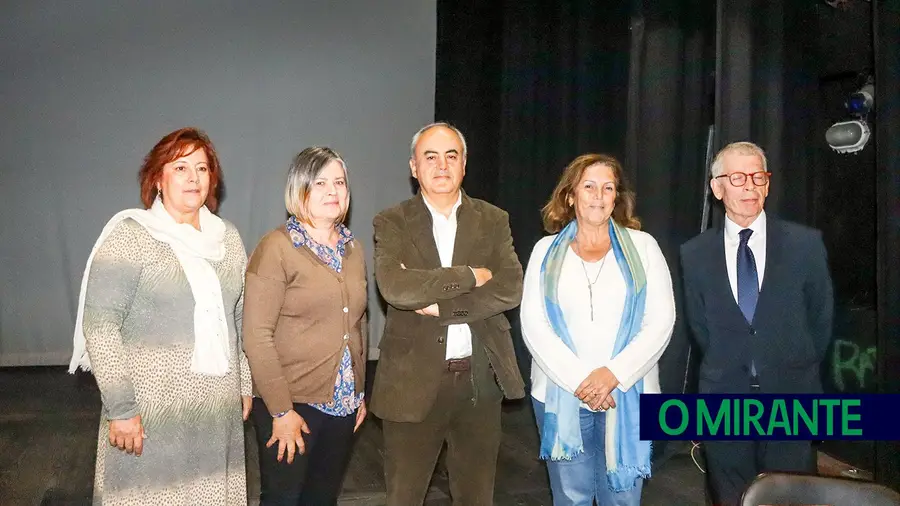Círculo Cultural Scalabitano entrega espólio a Arquivo Distrital Círculo Cultural Scalabitano entrega espólio a Arquivo Distrital