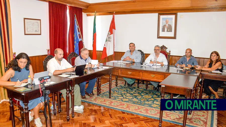 Campanha eleitoral já se faz sentir em Arruda dos Vinhos Campanha eleitoral já se faz sentir em Arruda dos Vinhos