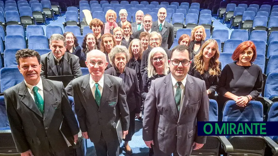 Coro do Município de Benavente lança primeiro CD em concerto comemorativo