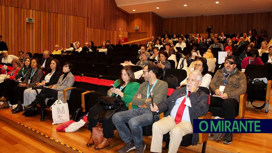 Rede de Museus do Médio Tejo reuniu uma centena de pessoas em Torres Novas Rede de Museus do Médio Tejo reuniu uma centena de pessoas em Torres Novas