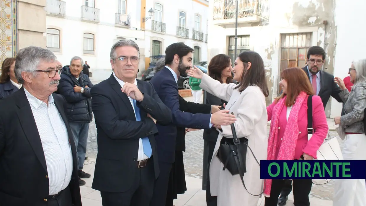 Igreja do Alporão reabriu em ambiente festivo e com visita do primeiro-ministro